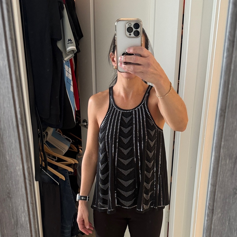 Express Tank Top - Picture 3 of 3